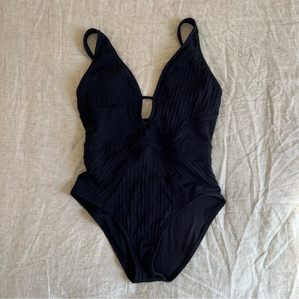 Becca one piece swimsuit